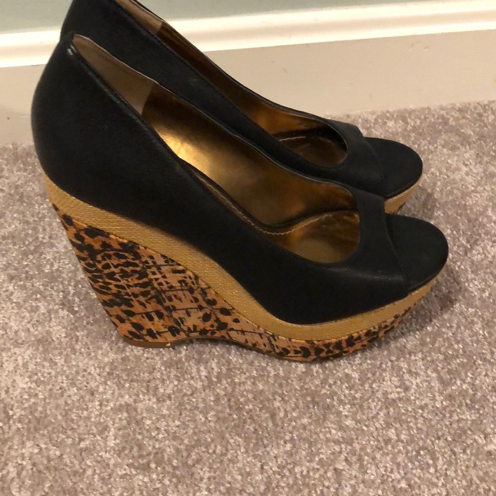 Black Wedges - image 3